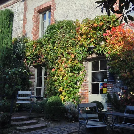 ベッド・アンド・ブレックファスト La Cour Sainte Catherine Demeure De Charme 3*