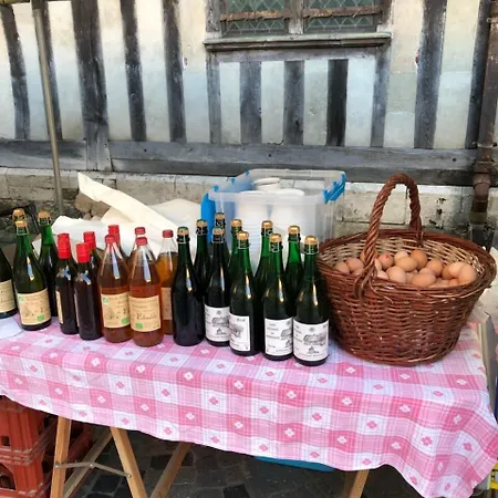 La Cour Sainte Catherine Demeure De Charme ベッド・アンド・ブレックファスト 3*