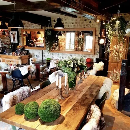 La Cour Sainte Catherine Demeure De Charme ベッド・アンド・ブレックファスト オンフルール