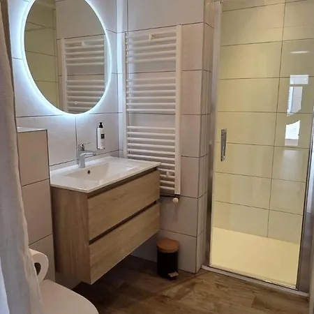 Bed & Breakfast La Cour Sainte Catherine Demeure De Charme 3*