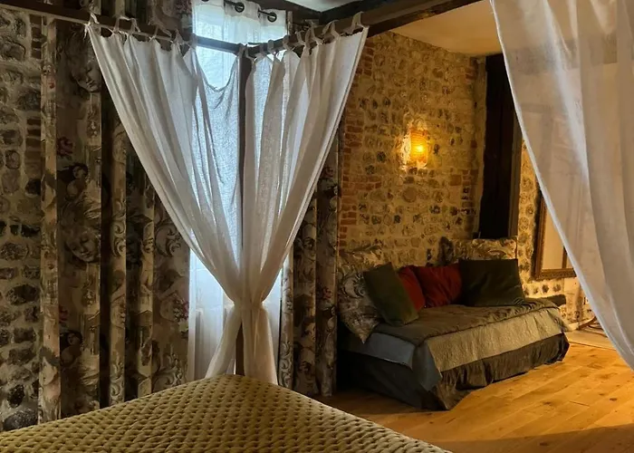 Bed and Breakfast La Cour Sainte Catherine Demeure De Charme