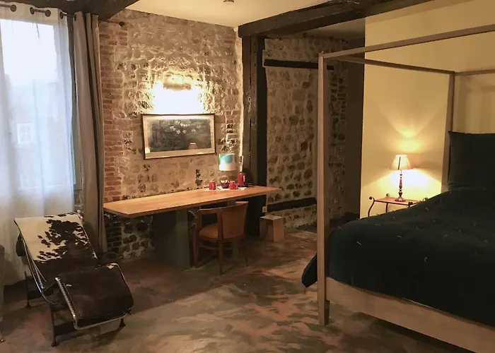 Frühstückspension La Cour Sainte Catherine Demeure De Charme 3*