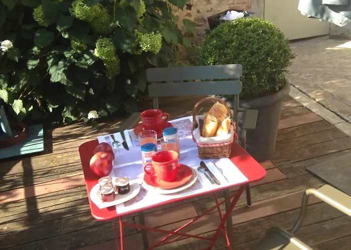 La Cour Sainte Catherine Demeure De Charme 3*